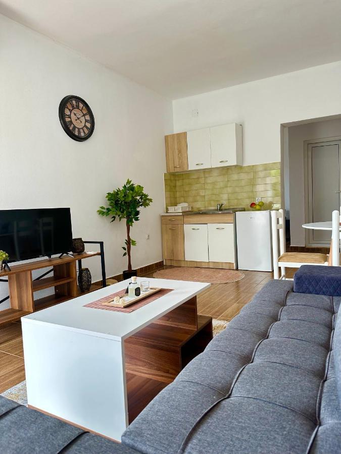Apartments Katana ウルツィニ エクステリア 写真