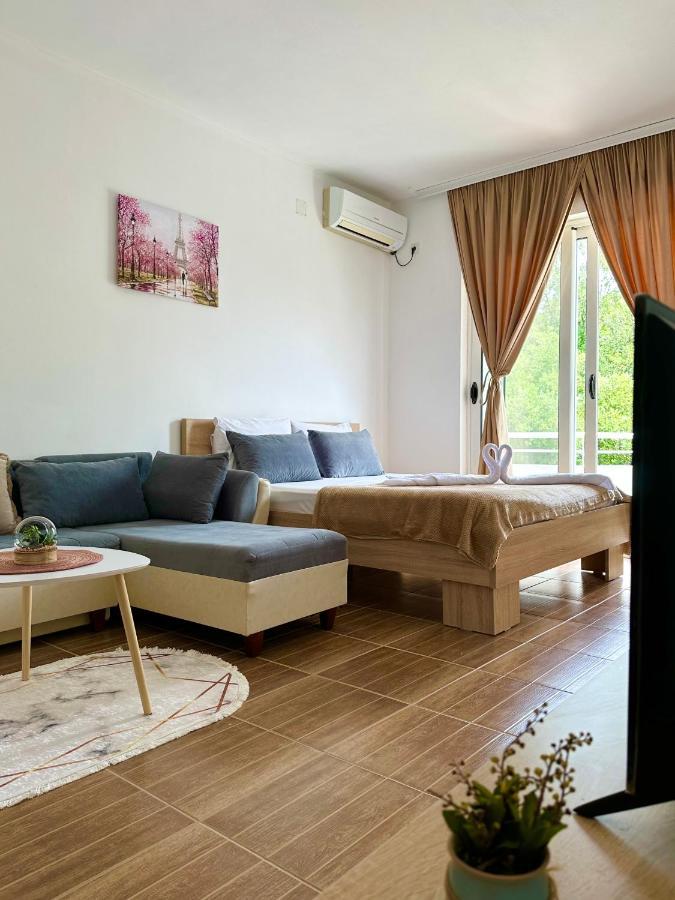 Apartments Katana ウルツィニ エクステリア 写真