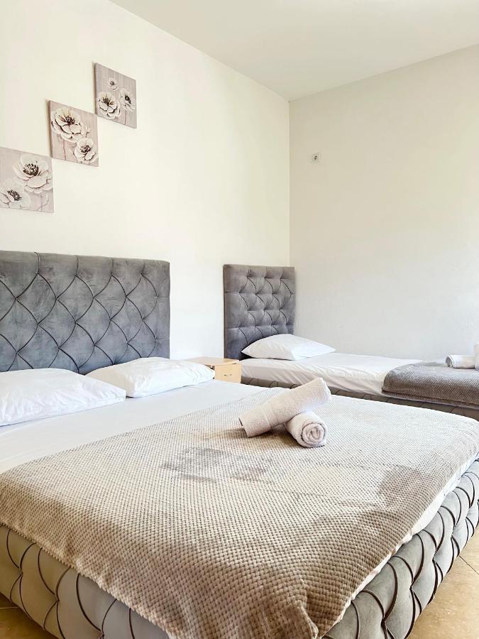 Apartments Katana ウルツィニ エクステリア 写真