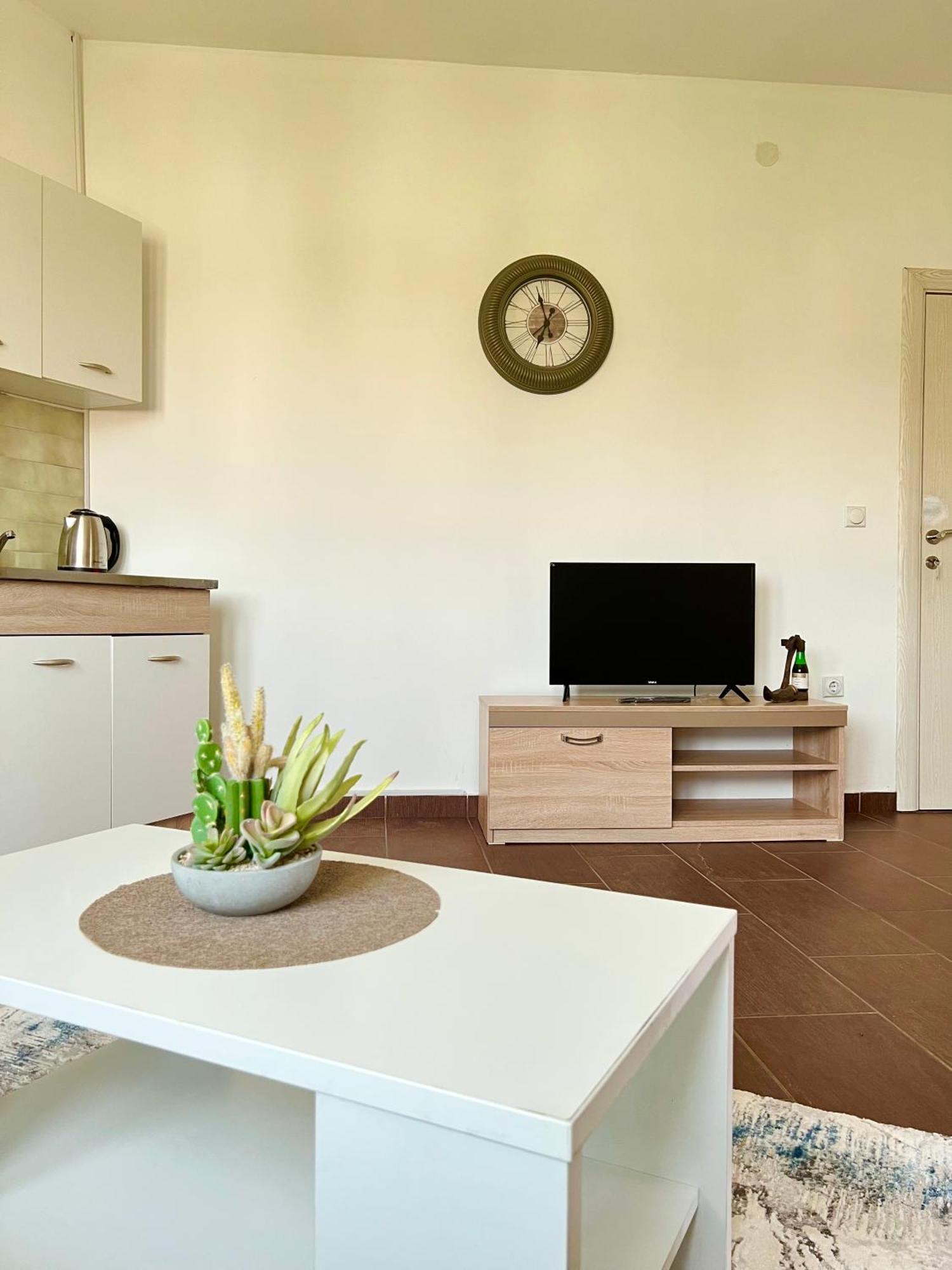 Apartments Katana ウルツィニ エクステリア 写真
